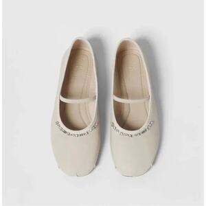 Zara Girls Ballet Flats size 32